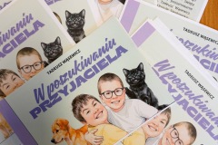 EEFEC725-A904-4B06-BAC0-60364F3AE91E